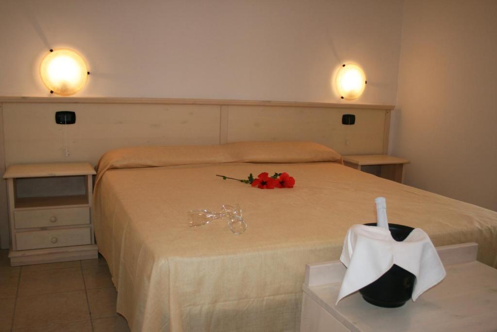 Hotel Residence Turium Santa Maria Del Cedro Quarto foto